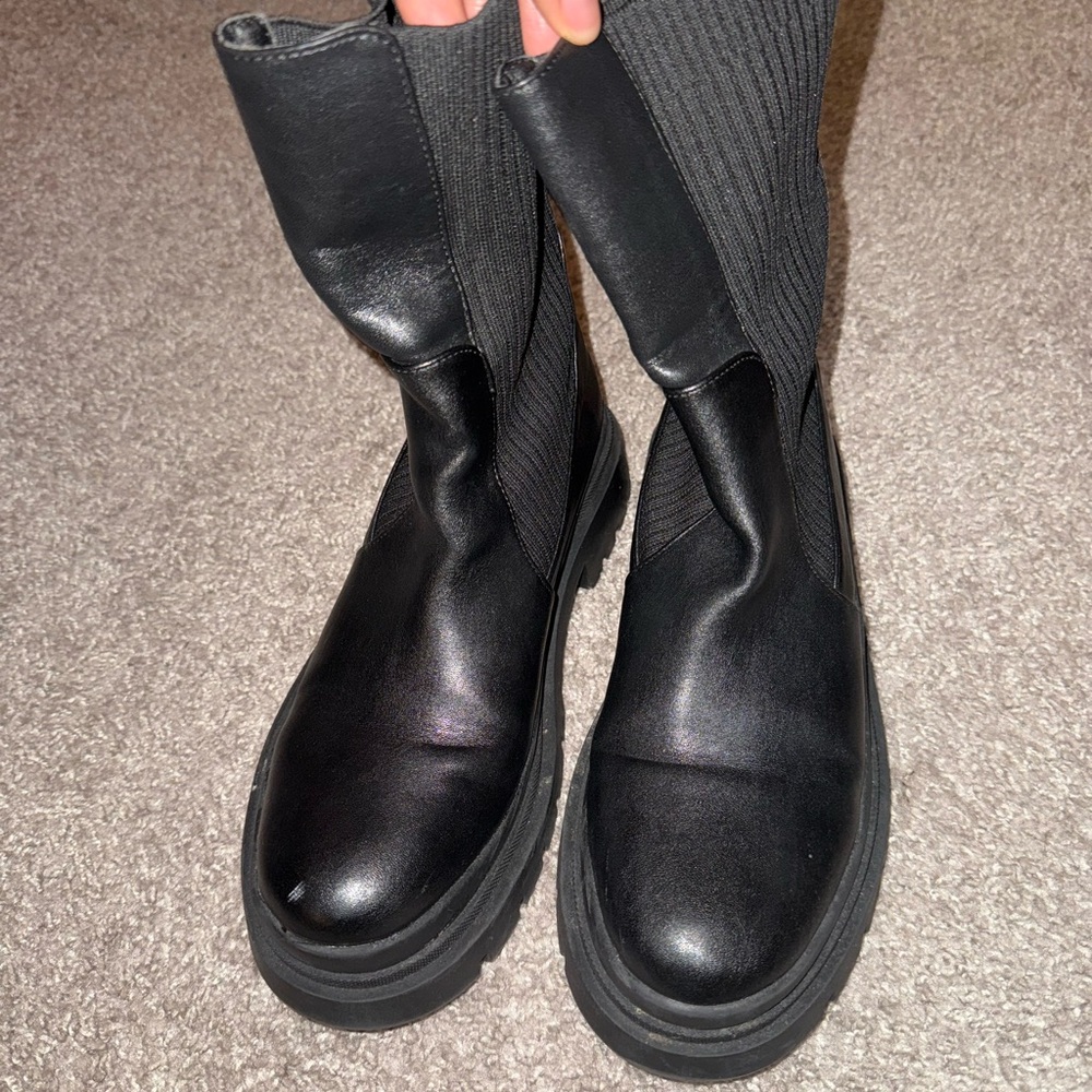 Black Chunky Boots
